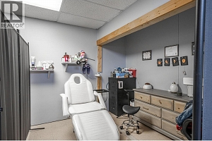 5683 97 Highway - Photo 25