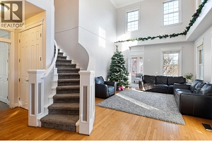 434 Providence Avenue - Photo 2