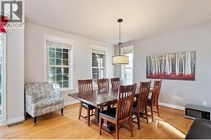 434 Providence Avenue - Photo 5