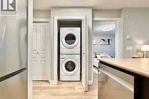 1099 Sunset Drive Unit# 324 - Photo 6