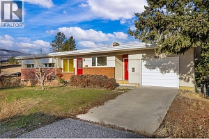 2215 Bridgeview Road - Photo 2