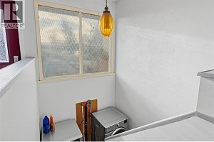 2215 Bridgeview Road - Photo 32