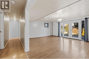 2215 Bridgeview Road - Photo 34