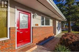 2215 Bridgeview Road - Photo 4