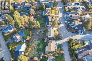 2215 Bridgeview Road - Photo 54