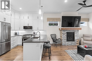 1552 Summer Crescent - Photo 12