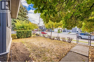 836 Cawston Avenue - Photo 38