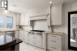 2523 Hillsborough Road - Photo 11