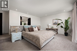 2523 Hillsborough Road - Photo 16