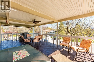 1520 Highland Drive N - Photo 15