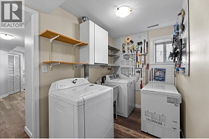 1520 Highland Drive N - Photo 23