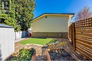 1520 Highland Drive N - Photo 37