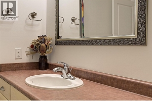 2300 Benvoulin Road Unit# 202 - Photo 35