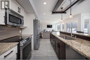 4244 Beach Avenue - Photo 36