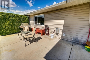 855 8 Avenue - Photo 27