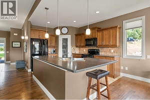 2421 Glacier Court Unit# 21 - Photo 5