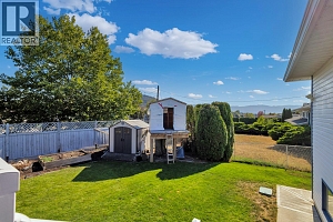 325 McTavish Road - Photo 36