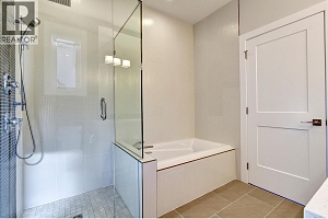 1051 Aurora Heights - Photo 20