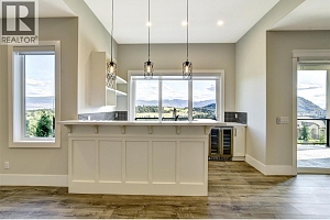 1051 Aurora Heights - Photo 36