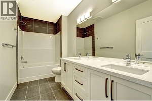 1051 Aurora Heights - Photo 48