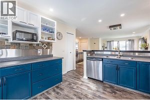 1415 Nelson Place - Photo 5