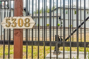 5308 Law Street - Photo 2