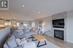 2582 Paramount Drive - Photo 11