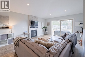 2582 Paramount Drive - Photo 12