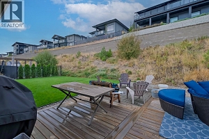 2582 Paramount Drive - Photo 8