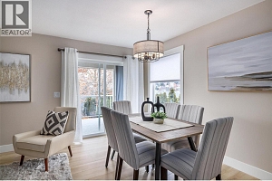 1009 Hudson Road - Photo 6