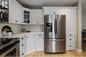 1009 Hudson Road - Photo 9