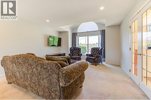 2529 Thacker Drive - Photo 10