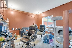 1774 Alec Crescent - Photo 23