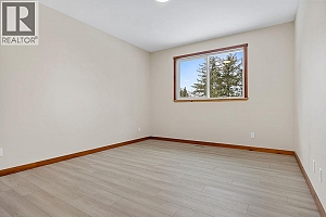 766 Balsam Road - Photo 15