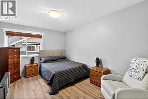 1450 Rose Meadow Drive Unit# 1 - Photo 31