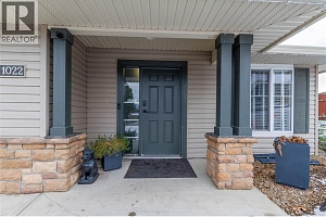 1022 Mt Atkinson Court - Photo 2