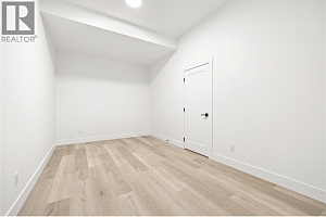 2835 Canyon Crest Drive Unit# 2 - Photo 24