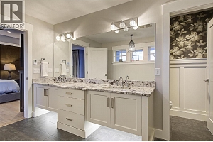 5499 Mountainside Drive - Photo 52