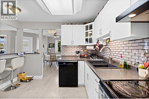 727 Houghton Road Unit# 212 - Photo 11