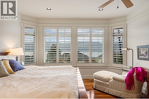 3373 Ridge Boulevard - Photo 21