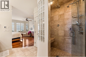 3373 Ridge Boulevard - Photo 24