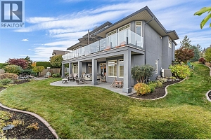 3373 Ridge Boulevard - Photo 3