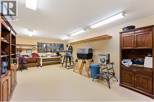 3373 Ridge Boulevard - Photo 44