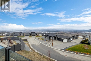 1940 Foxtail Terrace - Photo 42