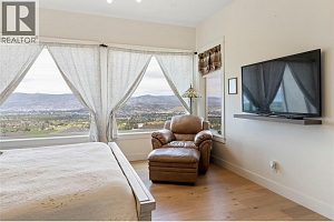 2202 Tramonto Court - Photo 18