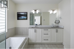 1000 Mt. Robson Place Unit# 18 - Photo 34