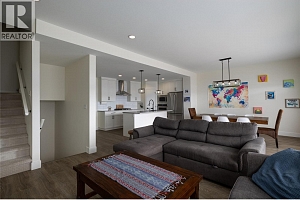 1000 Mt. Robson Place Unit# 18 - Photo 6