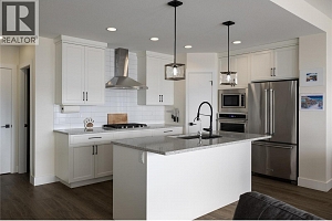 1000 Mt. Robson Place Unit# 18 - Photo 7