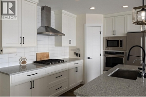 1000 Mt. Robson Place Unit# 18 - Photo 9