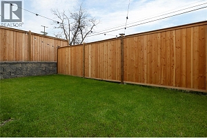 1999 15 Avenue Unit# 25 - Photo 4